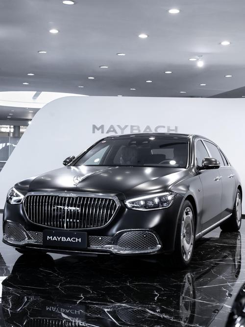 重庆127岚图汽车的售后服务让用户无忧出行，迈巴赫未来的豪华车趋势